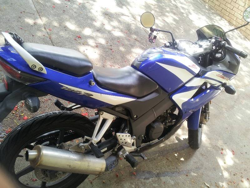 Honda CBR125 cc - Brisbane Motorcycles