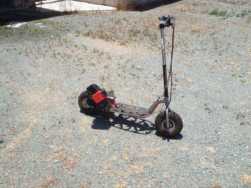 425 Petrol Scooter - Brisbane Motorcycles