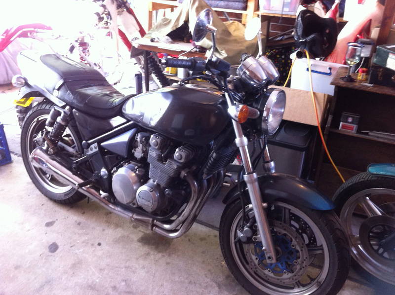 Kawasaki ZR 550cc - Sydney Motorcycles