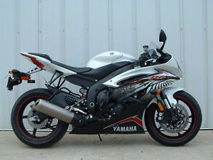 10,499 Yamaha YZF-R6 - Kitchener Motorcycles