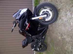 Yamaha FZ6r raven - Kitchener Motorcycles