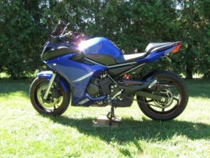 6,200 Yamaha FZ6R - Kitchener Motorcycles
