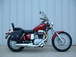 3,995 Suzuki S40cc Boulevard - Kitchener Motorcycles