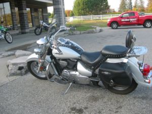  Suzuki VOLUSIA TOURING 800cc - Brantford Motorcycles