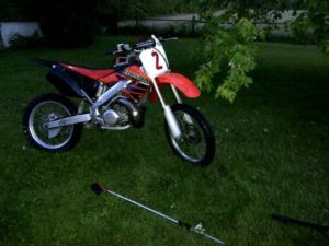 2 stroke  Honda CR250 cc - Brantford Motorcycles