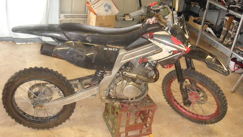 250cc x moto zongshen  - Brisbane Motorcycles