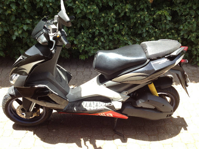 Aprilia SR 50 Ditech  - Adelaide Motorcycles