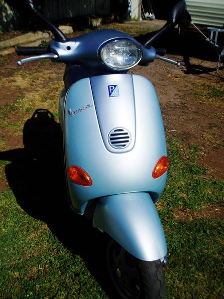 $800 Vespa scooter - Adelaide Motorcycles