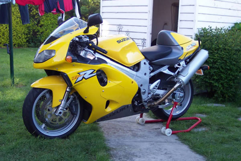 1000 Suzuki - Melbourne Motorcycles