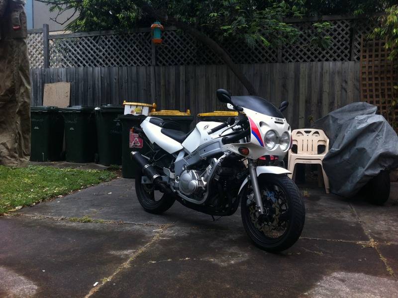 fzr 600 , fast sale  - Melbourne Motorcycles