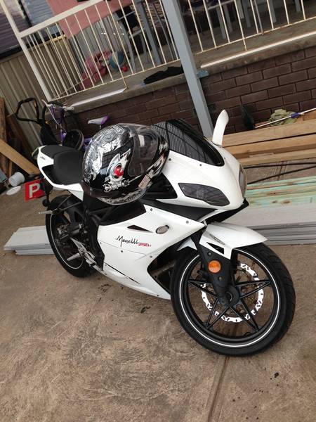 250r ergent sale be quick - Melbourne Motorcycles