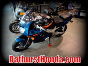 Yamaha YZF 600cc  1995  - Moncton Motorcycles