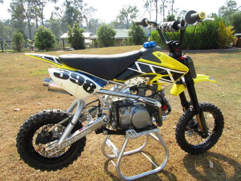 EXCELLENT  THUMPSTAR PRO 140 cc - Brisbane Motorcycles