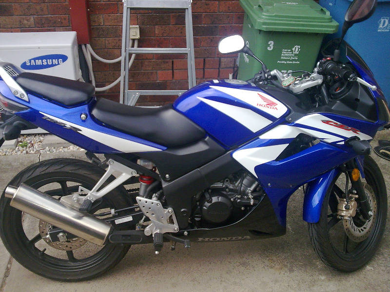 5000kms Honda CBR 125R 2008 - Melbourne Motorcycles