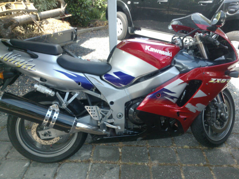 Zx9r ninja - Melbourne Motorcycles