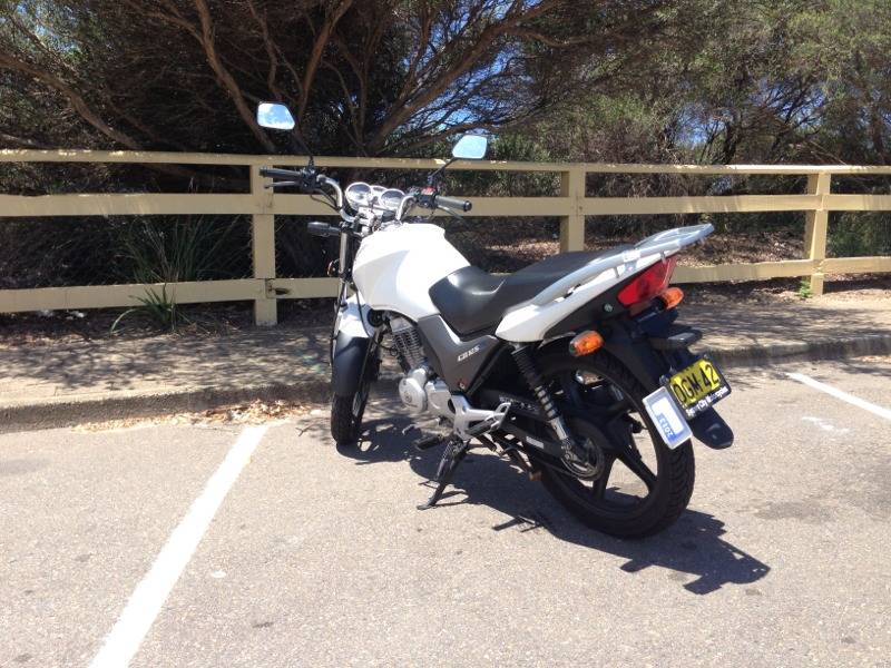 2012 honda cb125e