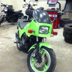  Kawasaki ninja GPZ 750cc 1984 - Kingston Motorcycles