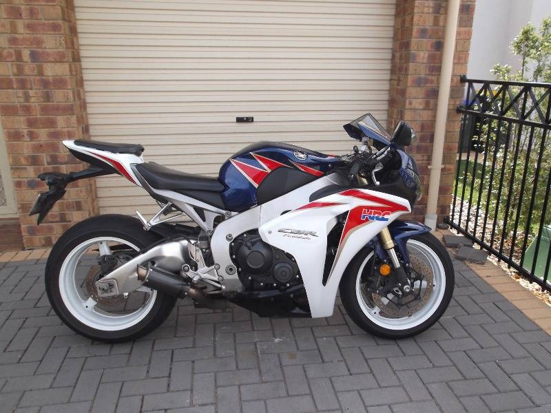 Honda Fireblade - Adelaide Motorcycles
