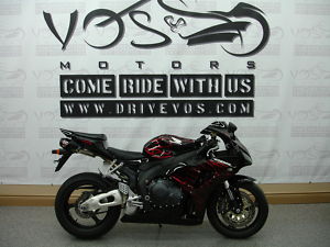  Honda CBR1000RR - V863 - Saint John Motorcycles