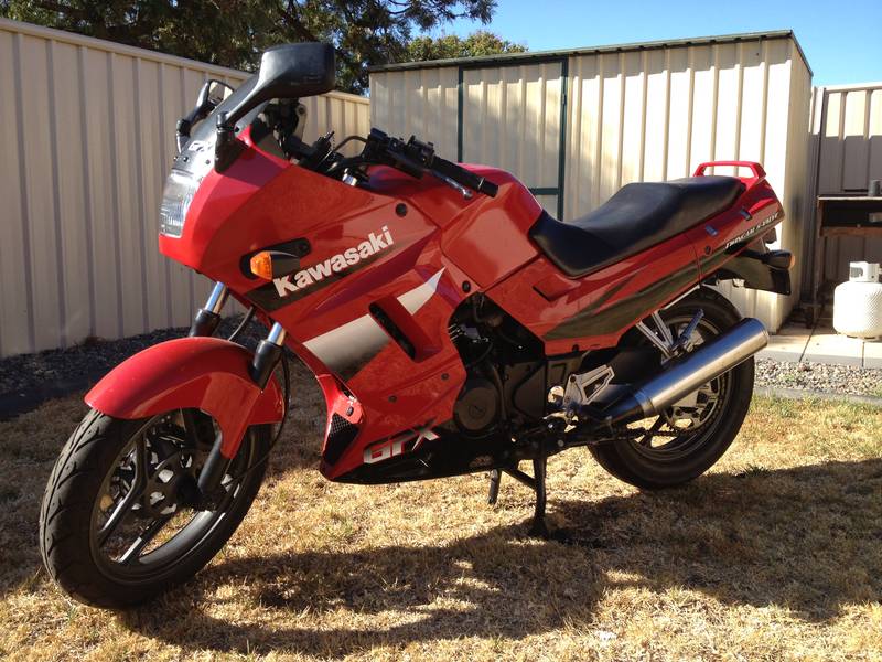 2000 kawaski GPX 250cc - Adelaide Motorcycles