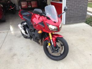  Well maintained Yamaha FZ 2006 - Lethbridge Motorcycles