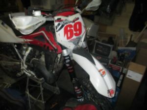 Husqvarna Enduro 2010  - Lethbridge Motorcycles