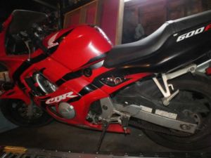 Well Maintained Honda CBR 1998 - Lethbridge Motorcycles