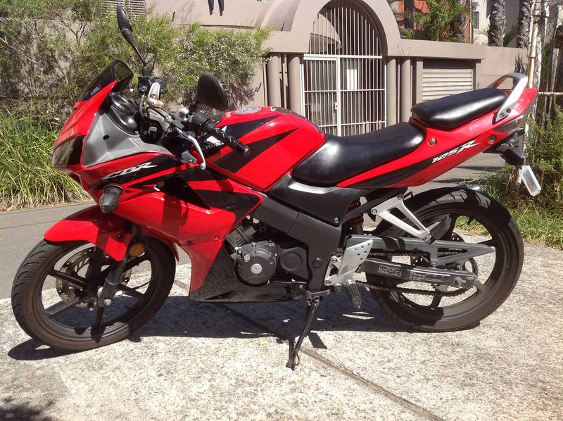 CBR 125cc  - Sydney Motorcycles