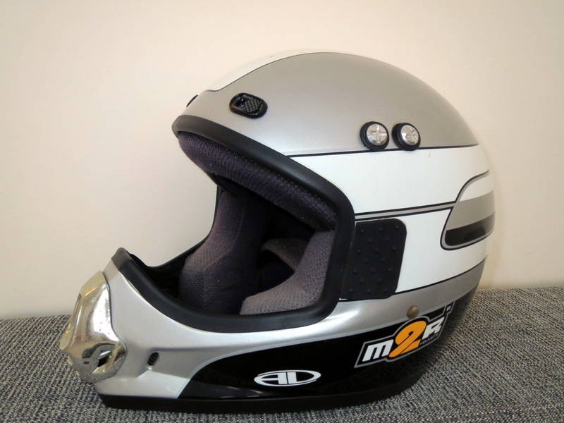 White  Helmet  M2R  - Perth Motorcycles