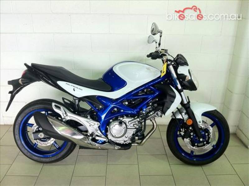2011 SFV650 gladius - Brisbane Motorcycles