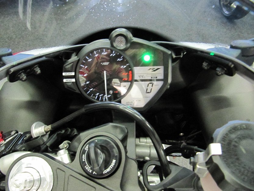 Yamaha R1 Big Bang - Boksburg Motorcycles