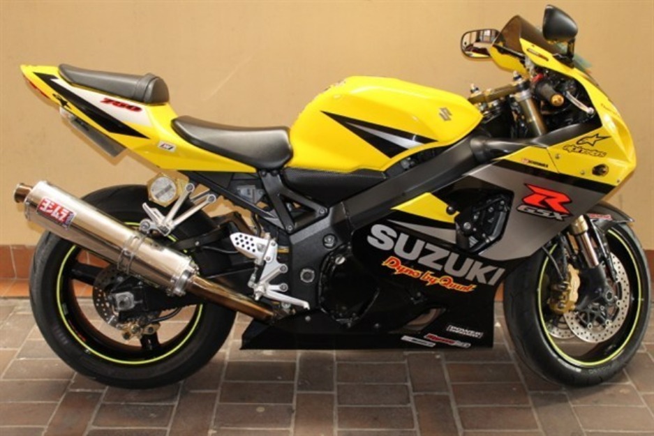 Yellow Suzuki GSXR 750cc - Pretoria Motorcycles