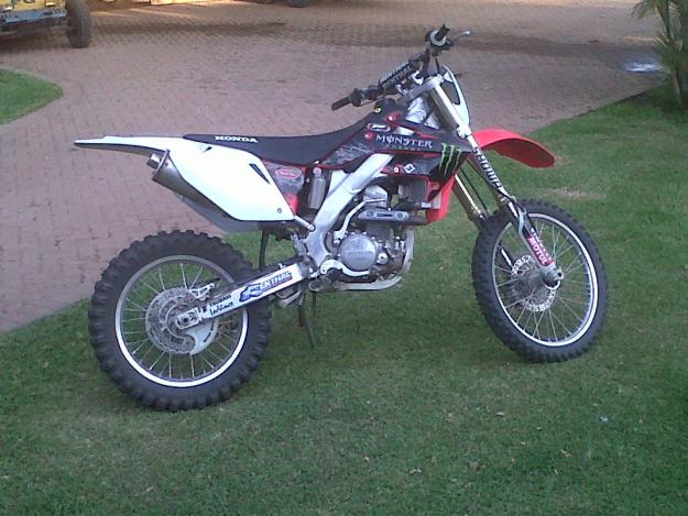 Honda crf 250x - Pietersburg Motorcycles