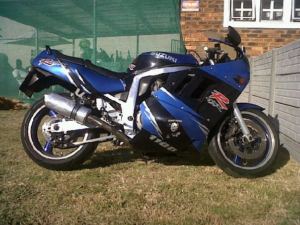  (Sling) Suzuki GSXR 1100cc - Cape Town Motorcycles