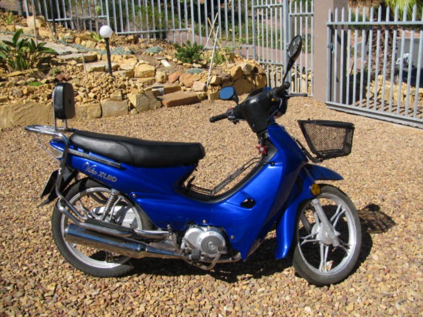  1900 Vuka xl 110 w - Cape Town Motorcycles