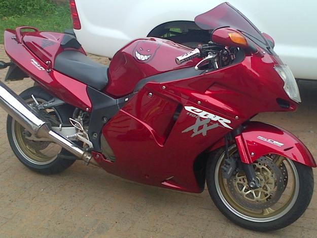  super blackbird cbr1100xx - Middelburg Motorcycles