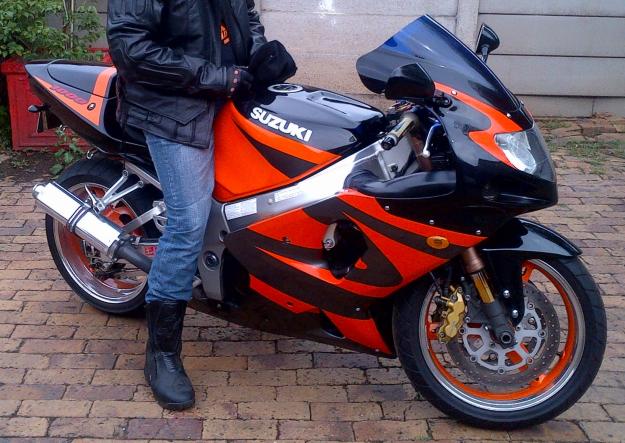  Excellent conditon SUZUKI K1 2001 - Middelburg Motorcycles