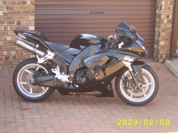 2006 Kawasaki ZX 10-R - Middelburg Motorcycles