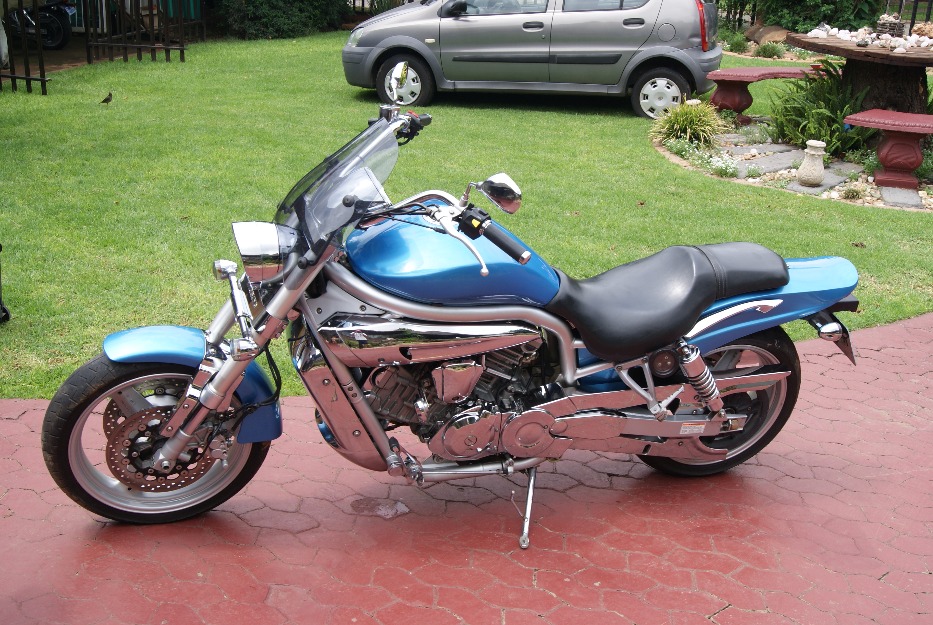  excellent condition cv 650 - Alberton Motorcycles