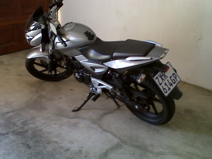   2010  Bajaj Pulsar 180cc - Alberton Motorcycles
