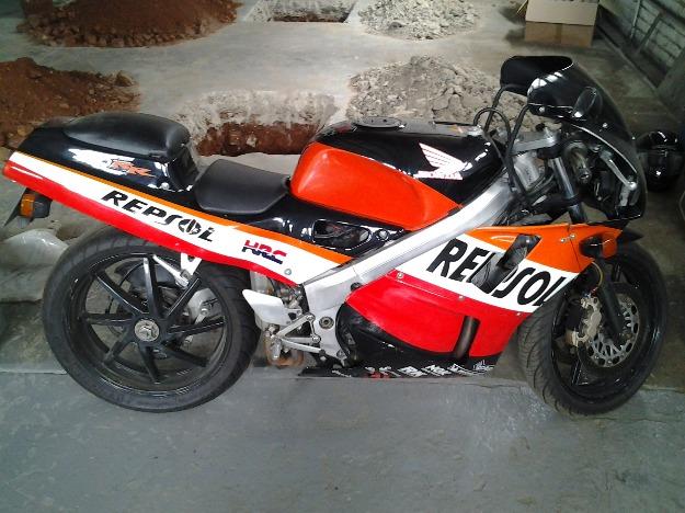 Hond VFR 400 NC30  - Alberton Motorcycles