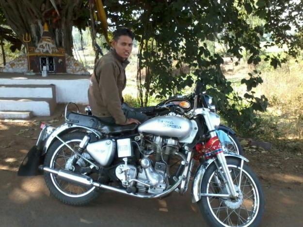 Royal Enfield      1995  silver colour - Bhopal Motorcycles