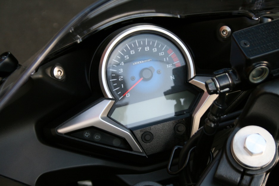 12 CBR 250 R - Pietermaritzburg Motorcycles