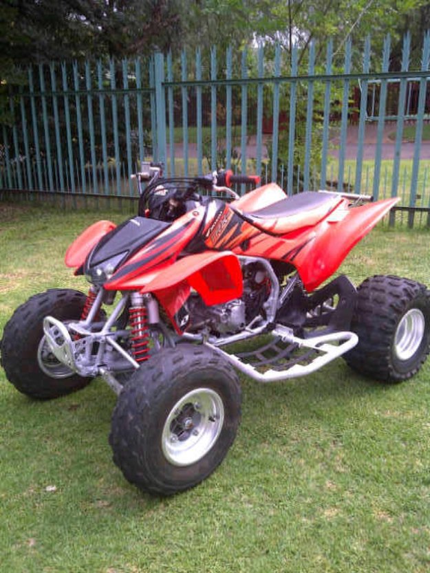 05 Honda TRX 450 cc - Middelburg Motorcycles