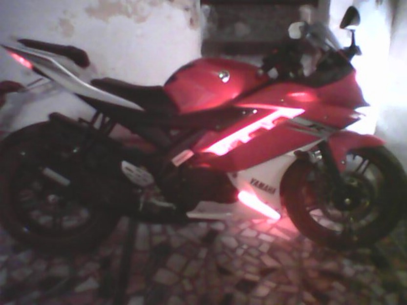 Yamaha R15 bike  - Allahabad Motorcycles