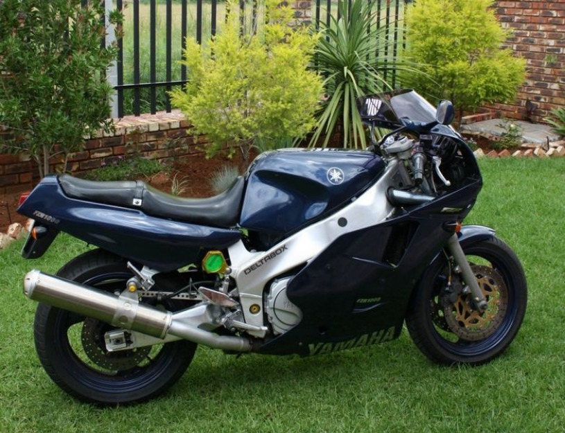  exup Yamaha fzr 1000 - Boksburg Motorcycles