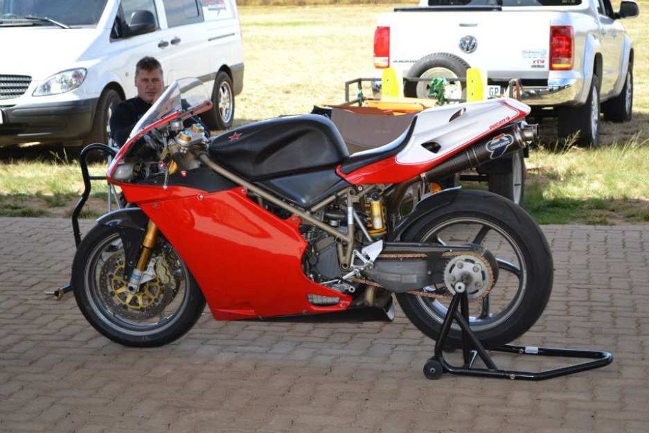 2001 Ducati 996 S - Boksburg Motorcycles