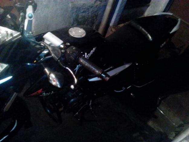 pulsar 135cc  bajaj 2010  - Varanasi Motorcycles