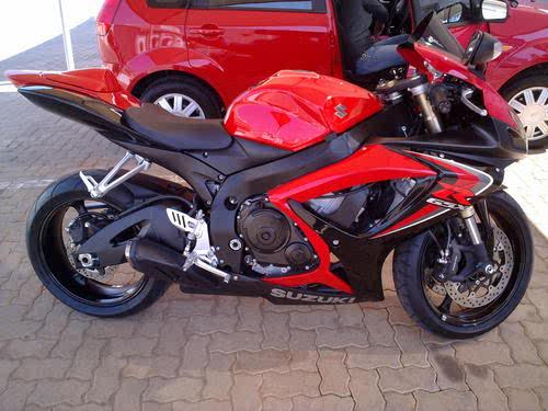 immaculate 2007 gsxr 600 cc - Nelspruit Motorcycles