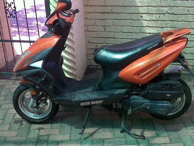 Orange Big Boy Scoote - Nelspruit Motorcycles